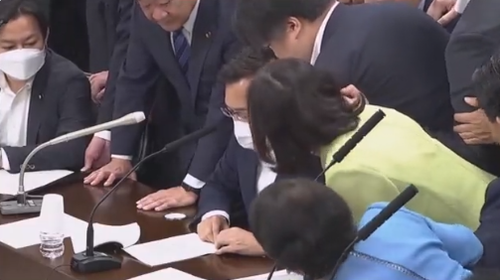 【速報】入管法改正案　可決　立憲共産党等によるブチ切れ動画あり