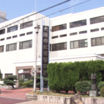 【大阪】１５才女子中学生がひき逃げされ耳欠損や骨折の重傷　少年が無免許運転するミニバイクに二人乗り中