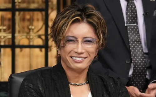 GACKTと結婚している一般人女性　国際ロマンス詐欺ではなかった「本当に長い間、私達二人は頑張りました」