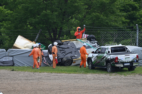 元ZOZOの前澤友作さん、また高級車（フェラーリ488チャレンジEVO）を大破させる（7年半前のパガーニ・ゾンダぶり2回目）